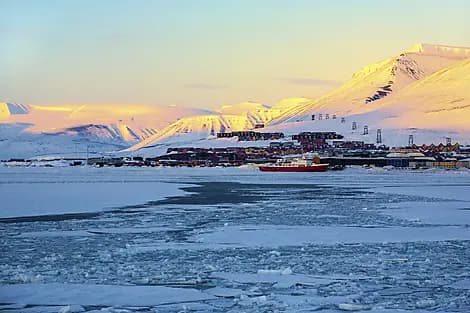 18 Jul 26 - Longyearbyen, Spitsbergen