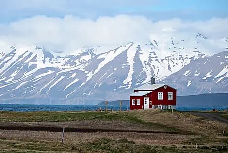 24 Jun 26 - Akureyri