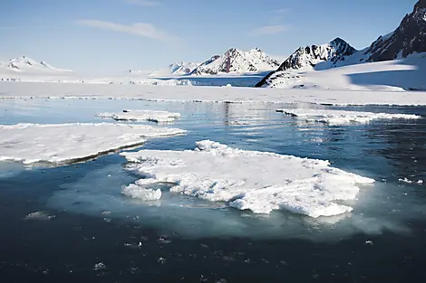 19 Jul 26 - Ny-Alesund, Spitsbergen
