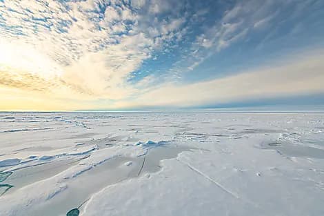 19 Sept 27 > 20 Sept 27 - Geographic North Pole
