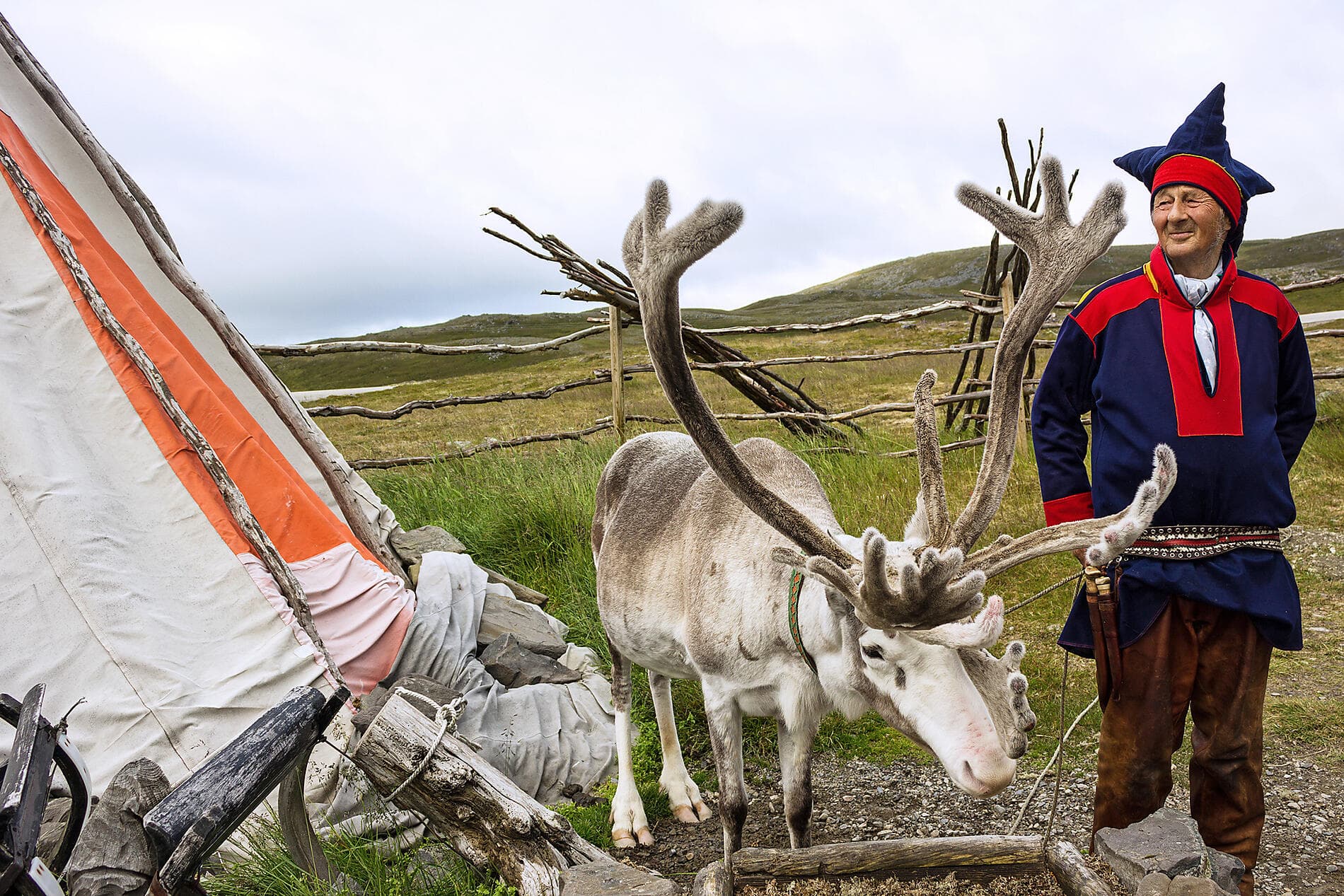 Polar Nights: From the North Cape to Spitsbergen 