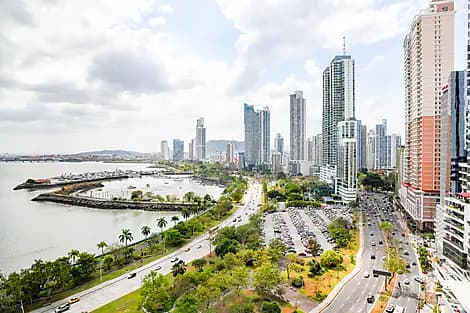 DISCOVER PANAMA CITY (1 NIGHT)