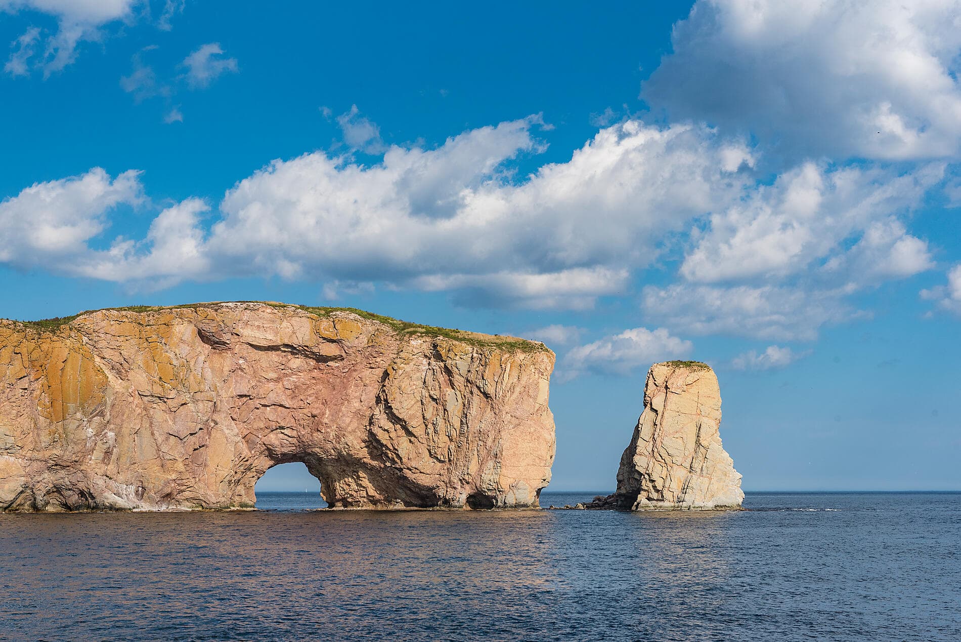 From Québec to the Big Apple: nature & remarkable cities 