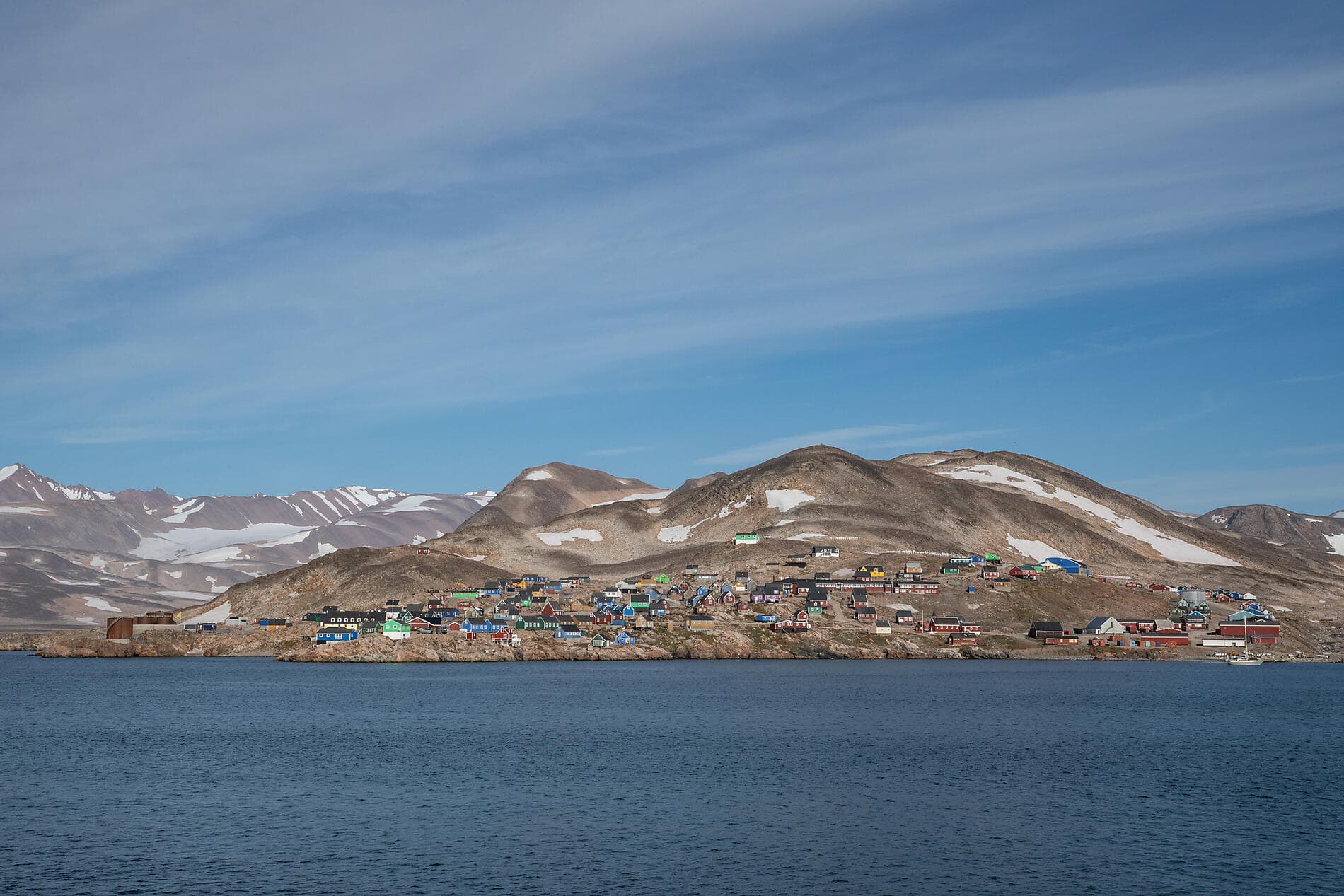 In the ice of the Arctic, from Greenland to Svalbard 