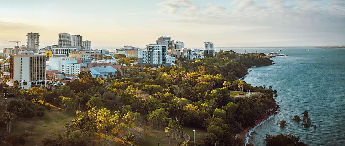 GLIMPSE OF DARWIN