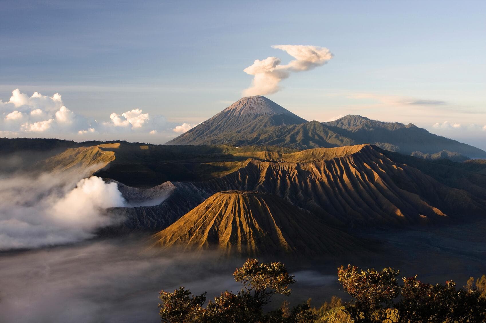 Indonesian Temples & Volcanoes