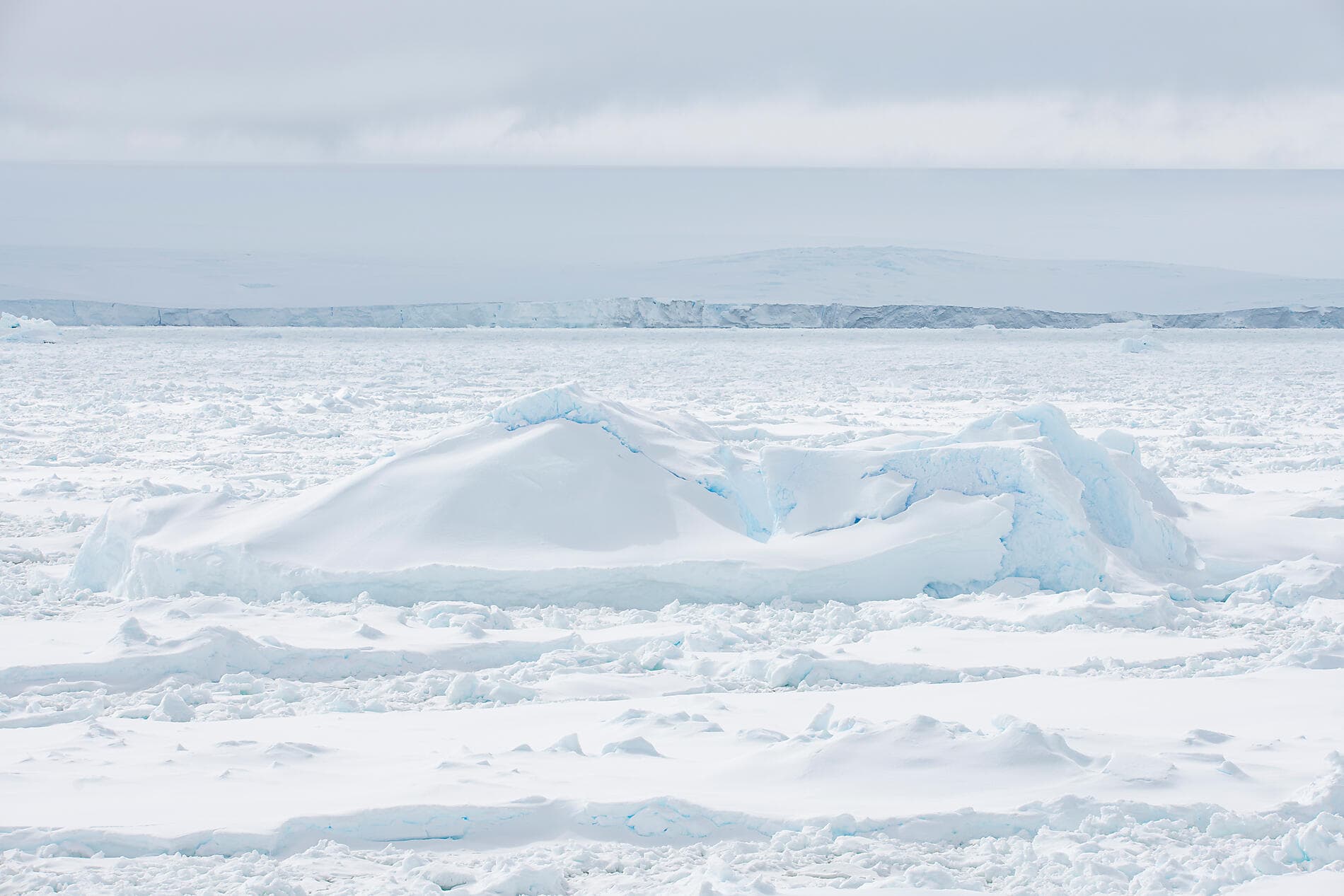 Beyond the Antarctic Circle – In the Wake of Jean-Baptiste Charcot