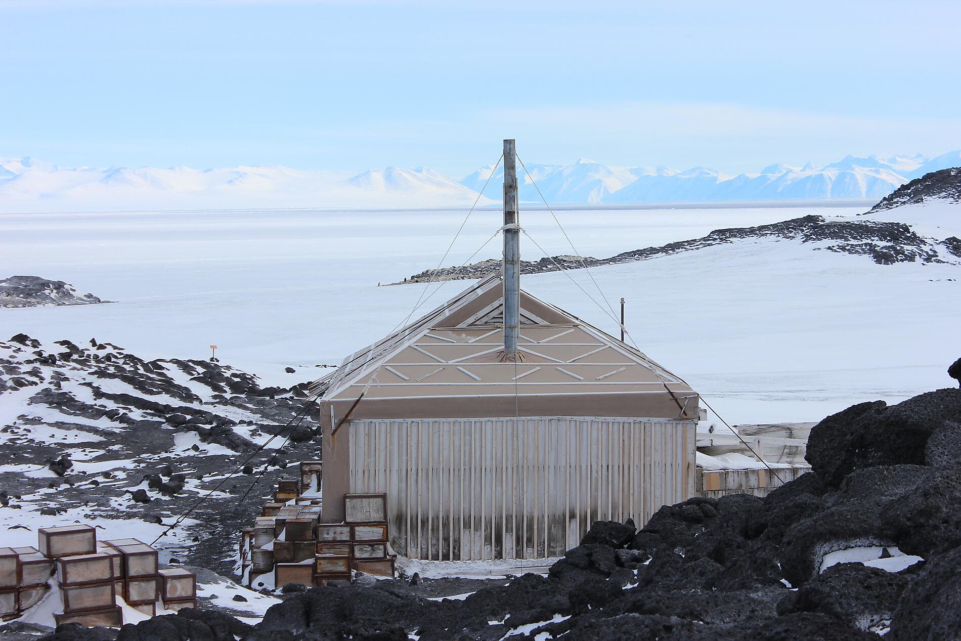 Unexplored Western Antarctica between Two Continents