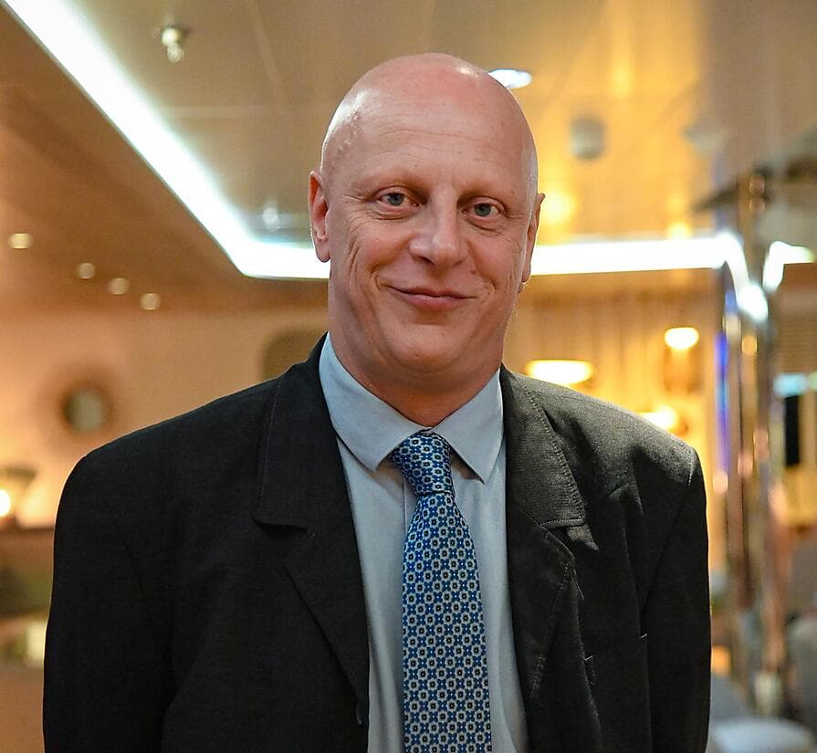 CHRETIEN-3 modifé.jpg