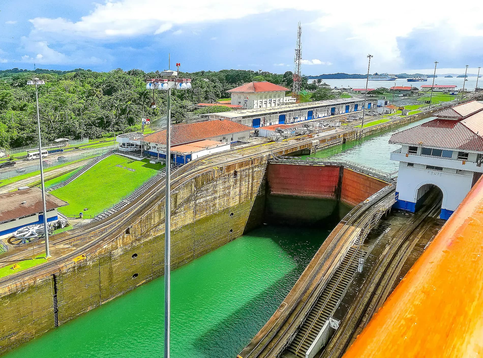 Panama and Costa Rica by Sea: The Natural Wonders of Central America – with Smithsonian Journeys