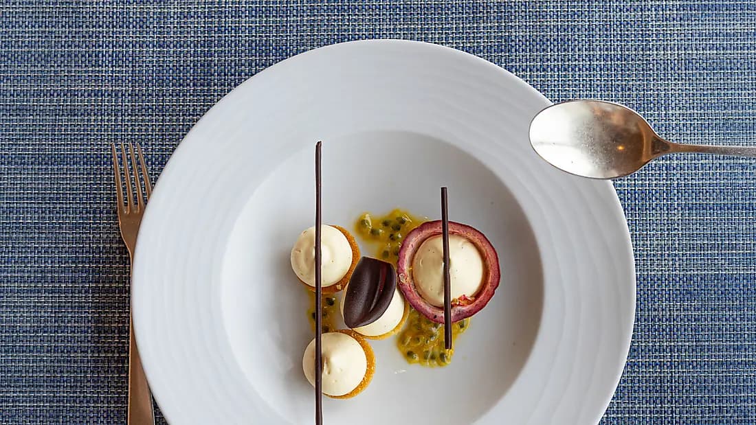 Gastronomy, Vineyards & Grands Crus